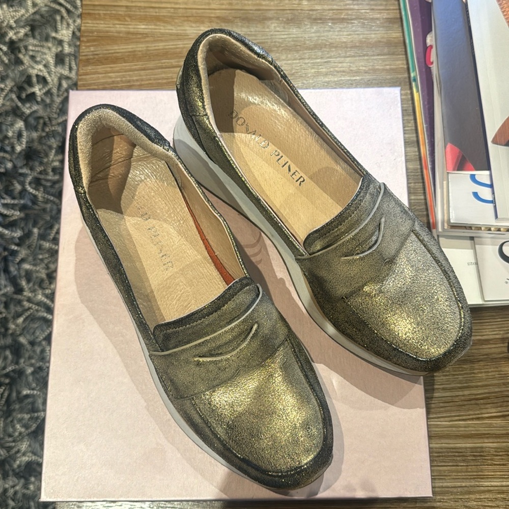 Donald Pliner Shoes